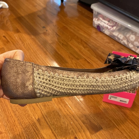 Betsey Johnson flat- Tammiee Leopard - Picture 4 of 5